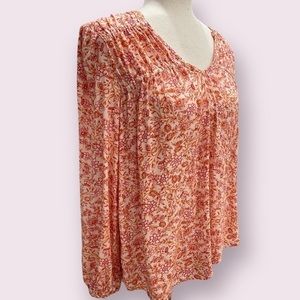 Old Navy Crinkled Smocked Poet Swing Blouse, Peach Floral Boho Flowy Tunic Shirt